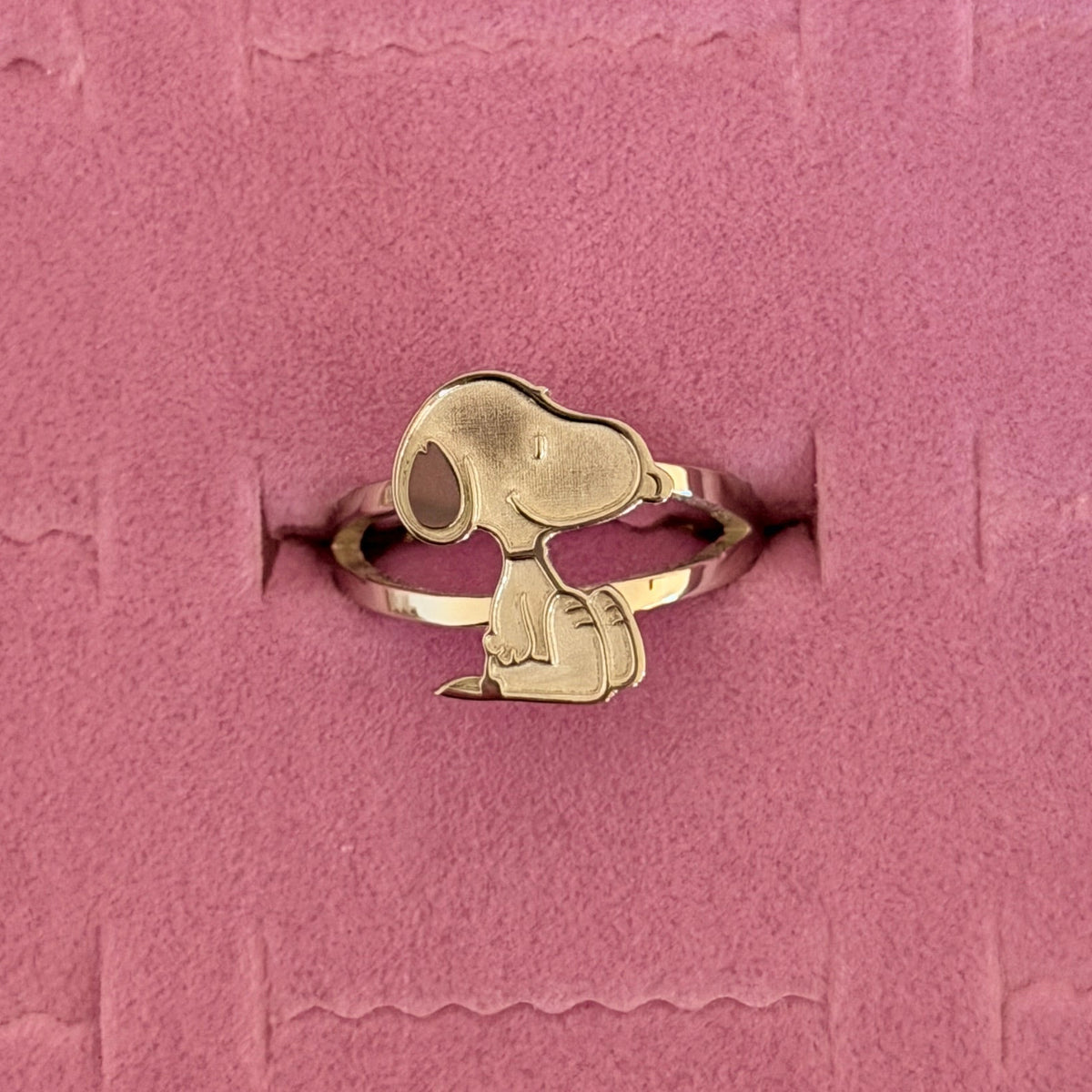 Snoopy Custom Ring