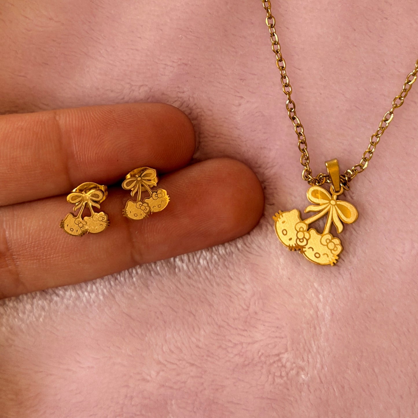 Dainty Cherry Hello Kitty Set