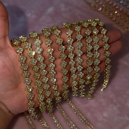 Gold Clover Bracelet