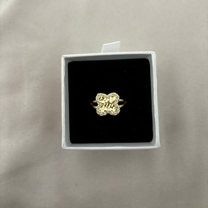Clover Ring
