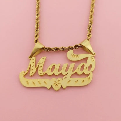 Heart Swoop Nameplate Necklace